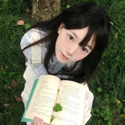 河对岸是山